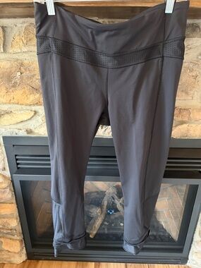 lululemon athletica Black Cropped Performance Capris